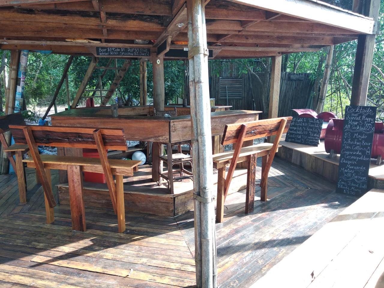 The Boarding House Hotel Sihanoukville Exterior photo